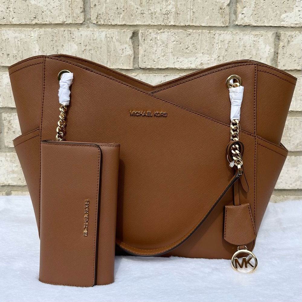 Michael Kors purse and wallet
